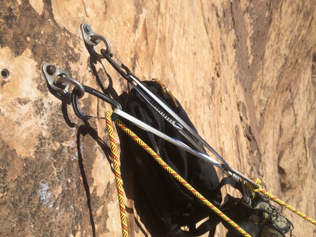 Revisión del cabestrillo de escalada camp usa 11 mm express dyneema: un cabestrillo de doble longitud, como el camp usa 11 mm que se muestra aquĆ, puede ser...