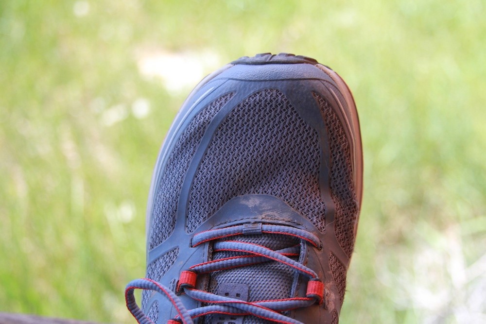 Revisión de las zapatillas de trail running Topo Athletic Terraventure 2 para mujer: una excelente opción para quienes prefieren un perfil mÔs amplio.