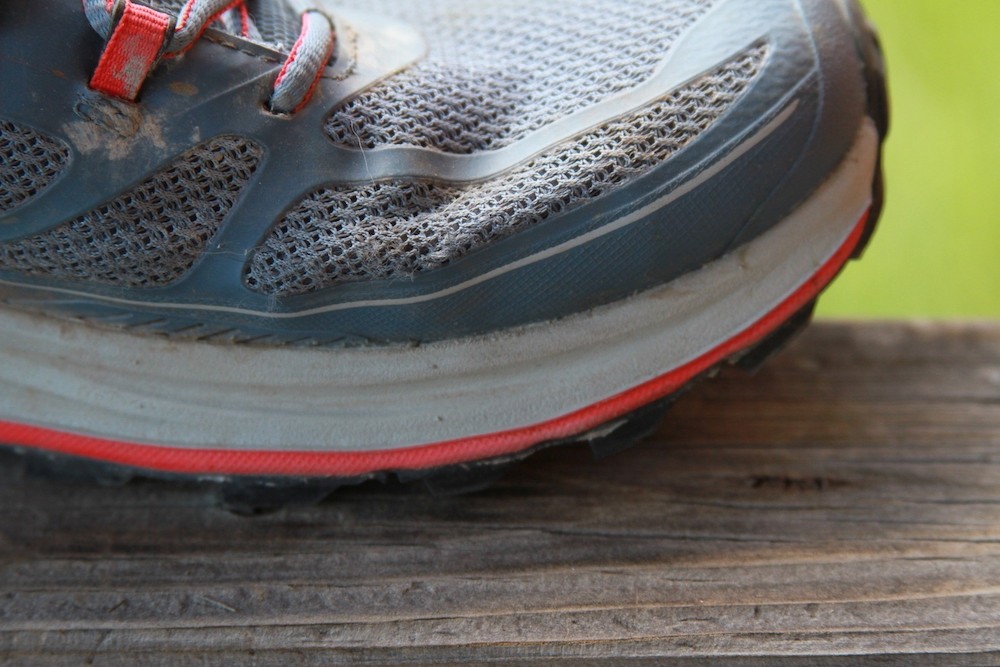 Revisión de las zapatillas de trail running Topo Athletic Terraventure 2 para mujer: el antepié ofrece una gran cantidad de amortiguación ademÔs...