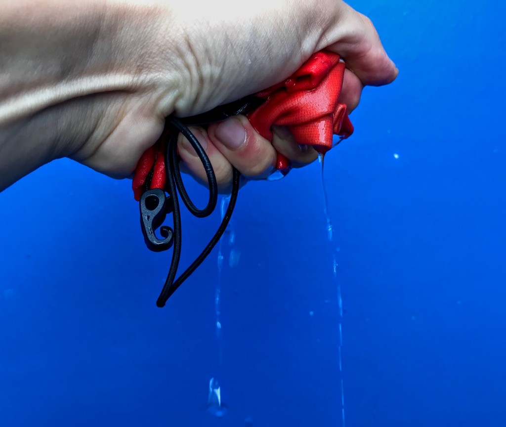 Revisión de las polainas rei co-op on the trail: estas polainas absorben una gran cantidad de agua, a diferencia de muchas de sus...