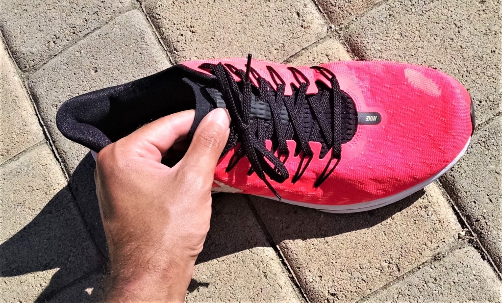 Revisión de las zapatillas para correr Nike Air Zoom Vomero 14 para hombre: el acolchado de espuma firme y la plantilla suave contribuyen en gran medida al...
