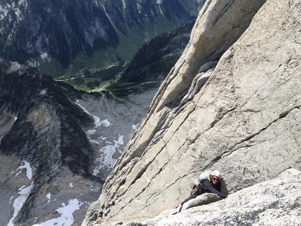 Revisión de la cuerda de escalada Mammut Revelation: Mike Donaldson arrastrando la cuerda hacia otro largo de estiramiento de cuerda...