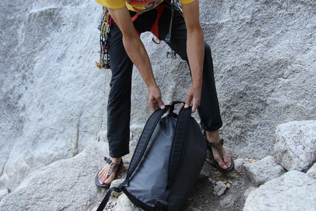 Revisión de la bolsa de cuerda Metolius Speedster: las correas del Metolius Speedster son ligeras y transpirables, pero no...