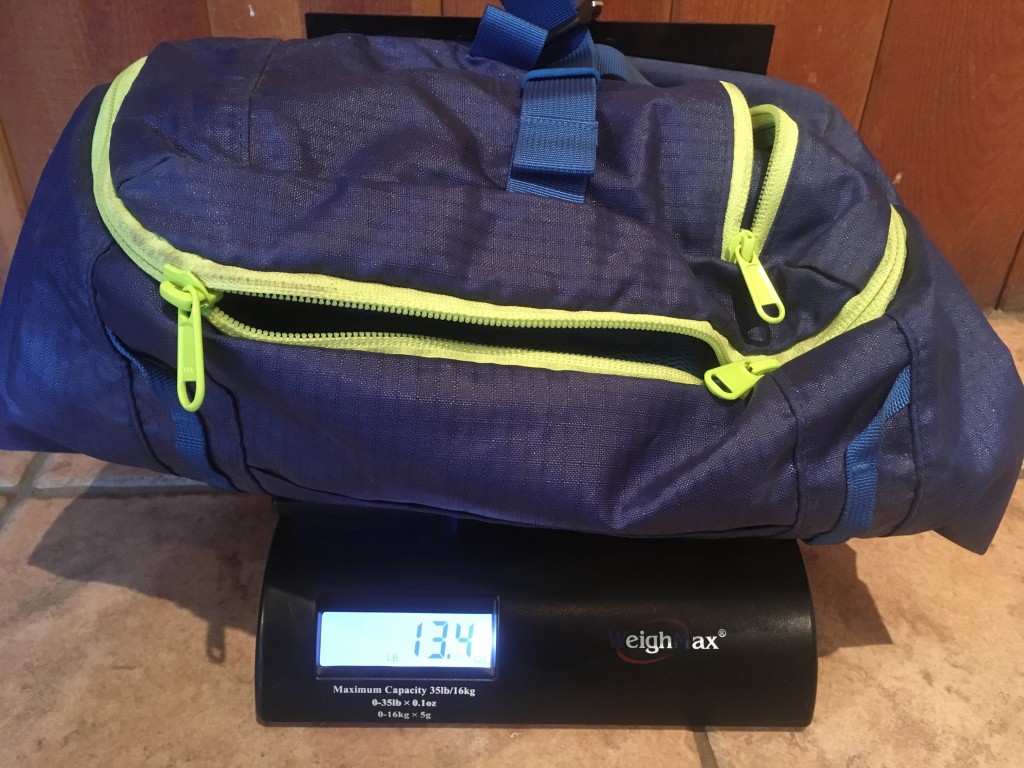 Carga útil de investigación al aire libre 18 revisión de la mochila de escalada: el pesaje.
