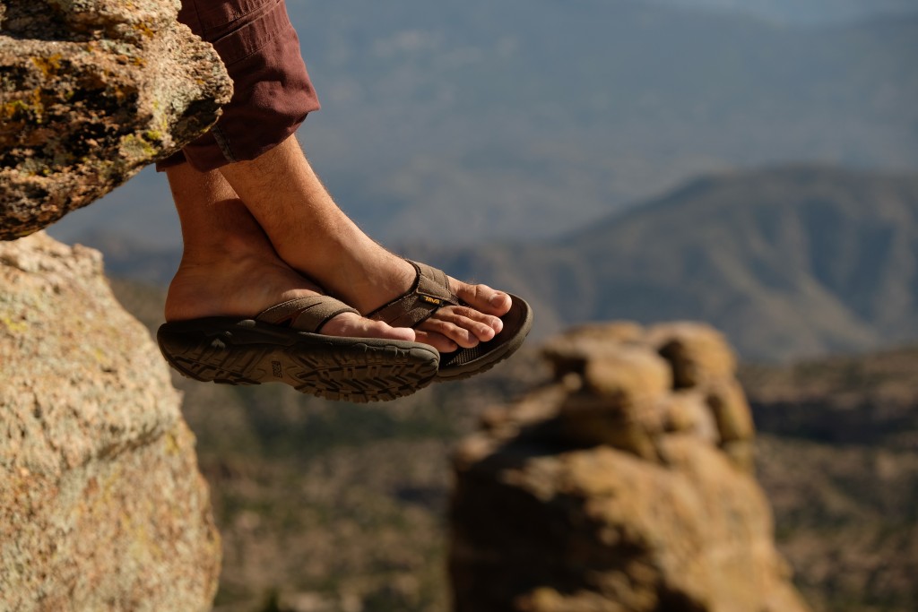 Revisión de las chanclas teva katavi 2 para hombre: si solo estuviéramos evaluando la comodidad en ambientes al aire libre, las katavi...