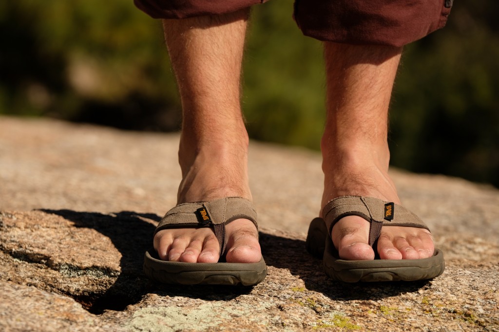 Revisión de las chanclas teva katavi 2 para hombre: con un estilo distintivo para actividades al aire libre, el katavi no se vende demasiado...