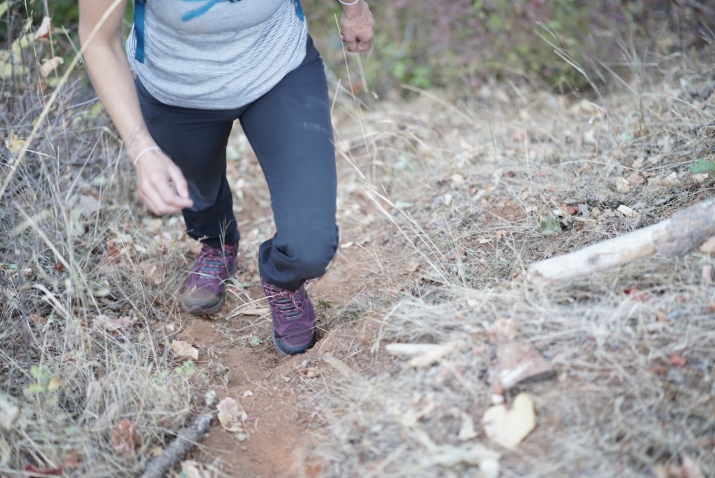 Revisión de botas de montaña Vasque Breeze lt GTX para mujer: aunque no se puede ver en la foto, ”este sendero fue empinado! nosotros...