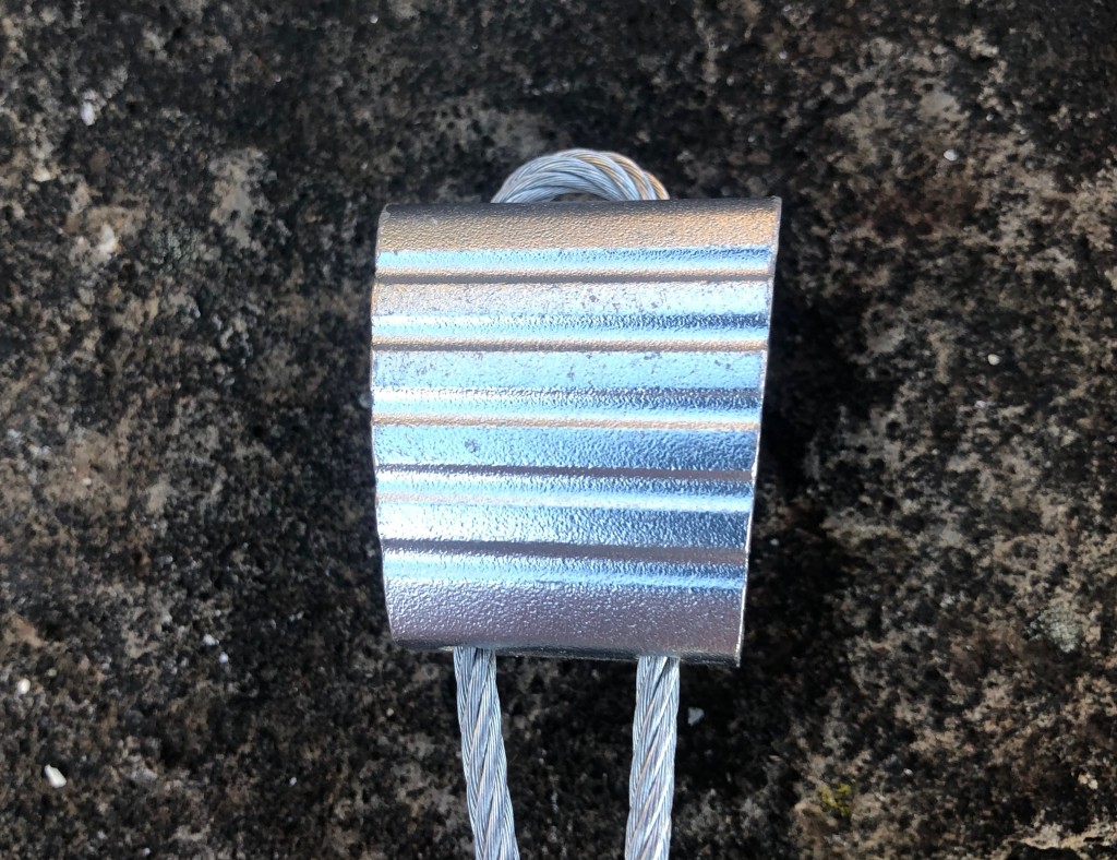 Camp USA Pro Nut Climbing Nut Review: no pensamos que las caras acanaladas hicieran mucho, pero ciertamente...