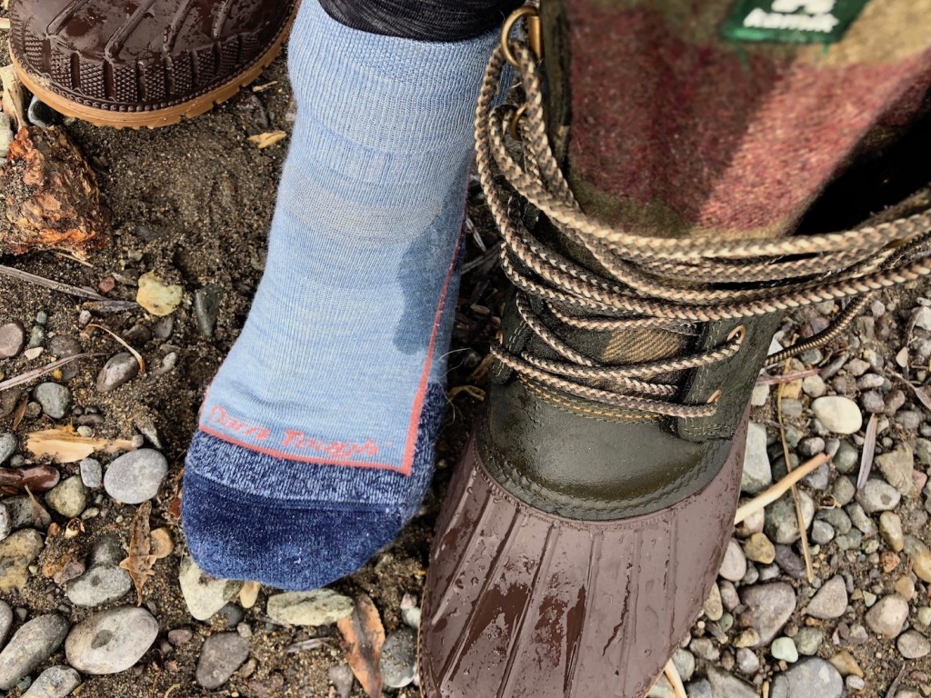Revisión de las botas de invierno Kamik Sienna 2 para mujer: una mirada a dónde se filtró el agua durante nuestras pruebas de agua.