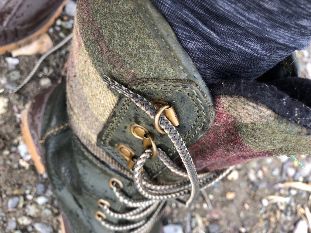 Revisión de botas de invierno kamik sienna 2 para mujer: lo único molesto es que los cordones se desatan solos del...