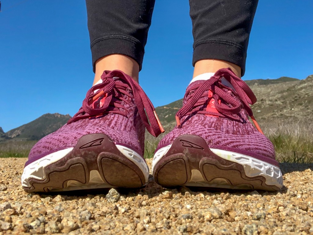 Revisión de zapatillas para correr altra escalante 2 para mujer: Ā”este hermoso dĆa del pĆ”jaro azul requiere una carrera! el escalante...