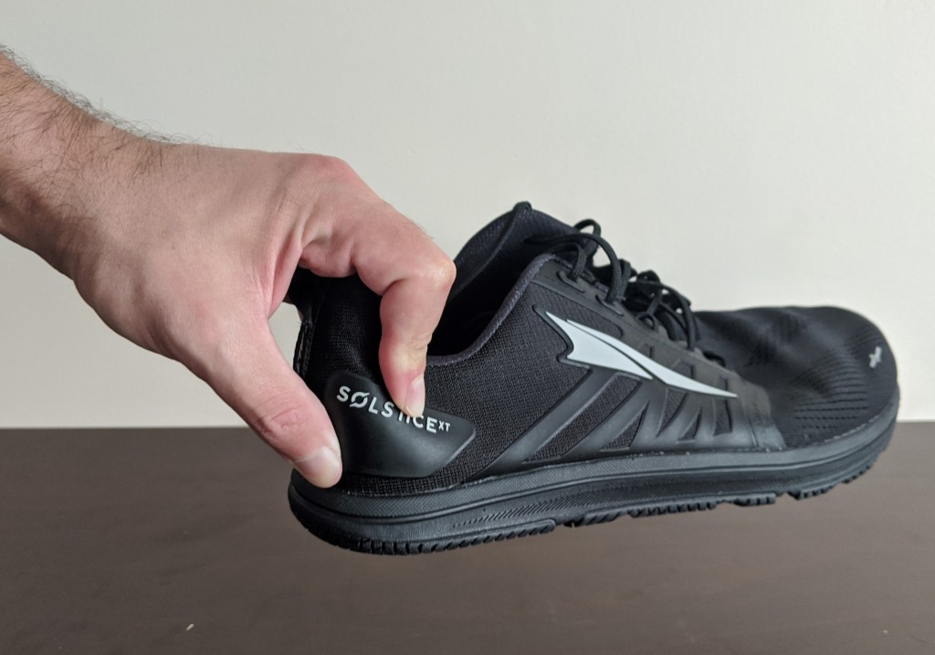 Revisión de las zapatillas para correr Altra Solstice xt para hombre: una de las cosas buenas de esta zapatilla es que las estructuras de soporte...
