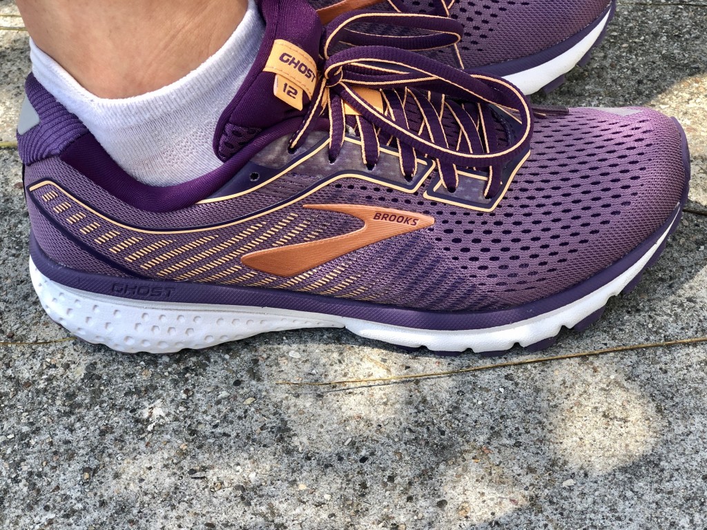 Revisión de zapatillas para correr Brooks Ghost 12 para mujer: el fantasma estarÔ contigo en las buenas y en las malas.