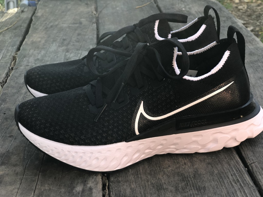 Revisión de zapatillas para correr Nike React Infinity Run Flyknit para mujer: solo pagamos por la comodidad, gracias.