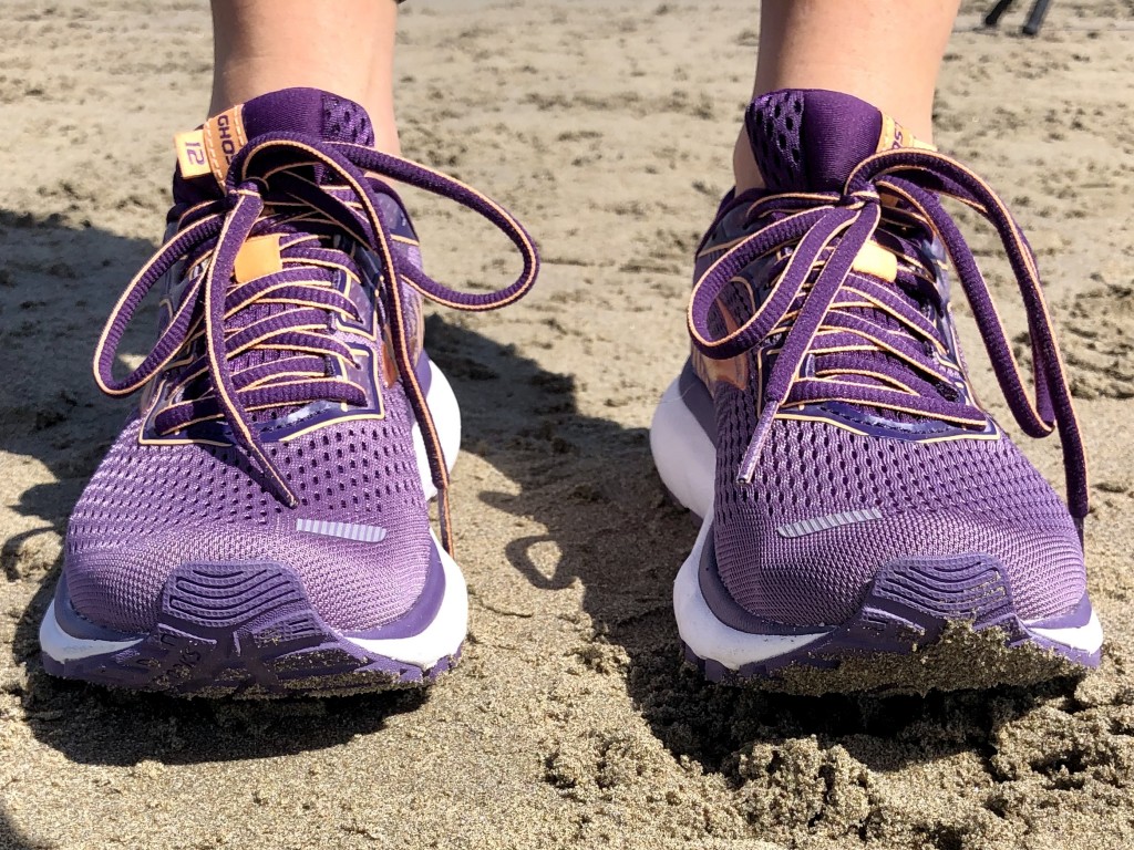 Revisión de zapatillas para correr Brooks Ghost 12 para mujer: las Ghost siempre han sido uno de nuestros pares favoritos y mÔs rÔpidos...