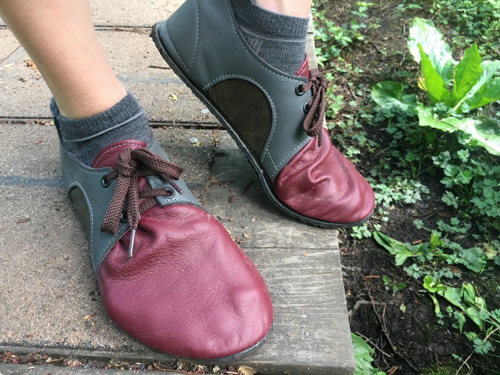 Revisión de zapatos descalzos softstar adult dash runamoc para mujer: probar el dash runamoc fue pura alegrĆa.