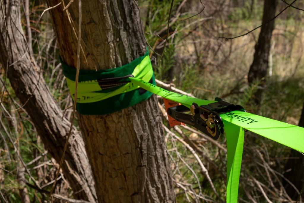 Revisión de slackline del kit de gravedad cero: el trinquete bÔsico funciona bien, solo observe que las correas no...