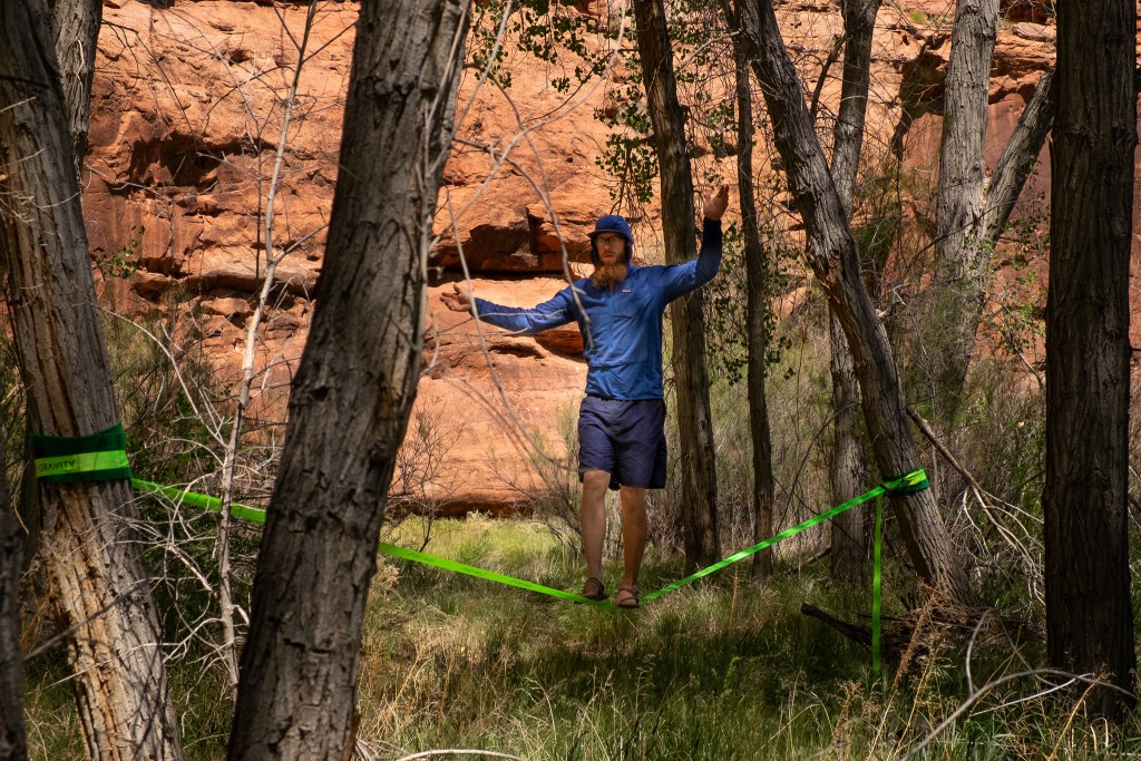 Revisión de slackline del kit de gravedad cero: en general, esta es una lĆnea decente, pero limitarĆ” cualquier...