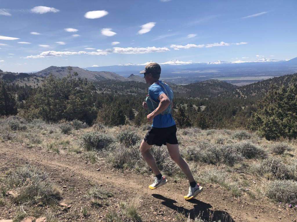 Revisión de las zapatillas de trail running Nike Air Zoom Terra Kiger 6 para hombre: recorrer kilómetros es muy fÔcil con las Terra Kiger, aquà en...