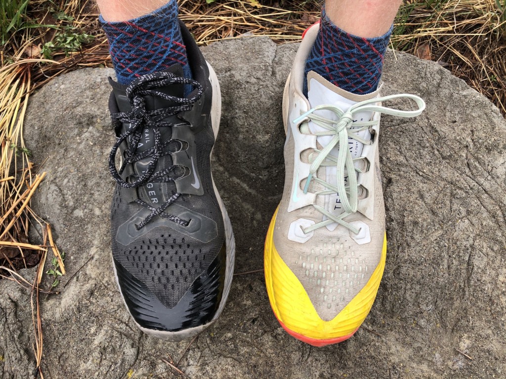 Revisión de las zapatillas de trail running Nike Air Zoom Terra Kiger 6 para hombre: muestra la versión anterior 5 en negro en comparación con la nueva versión 6...
