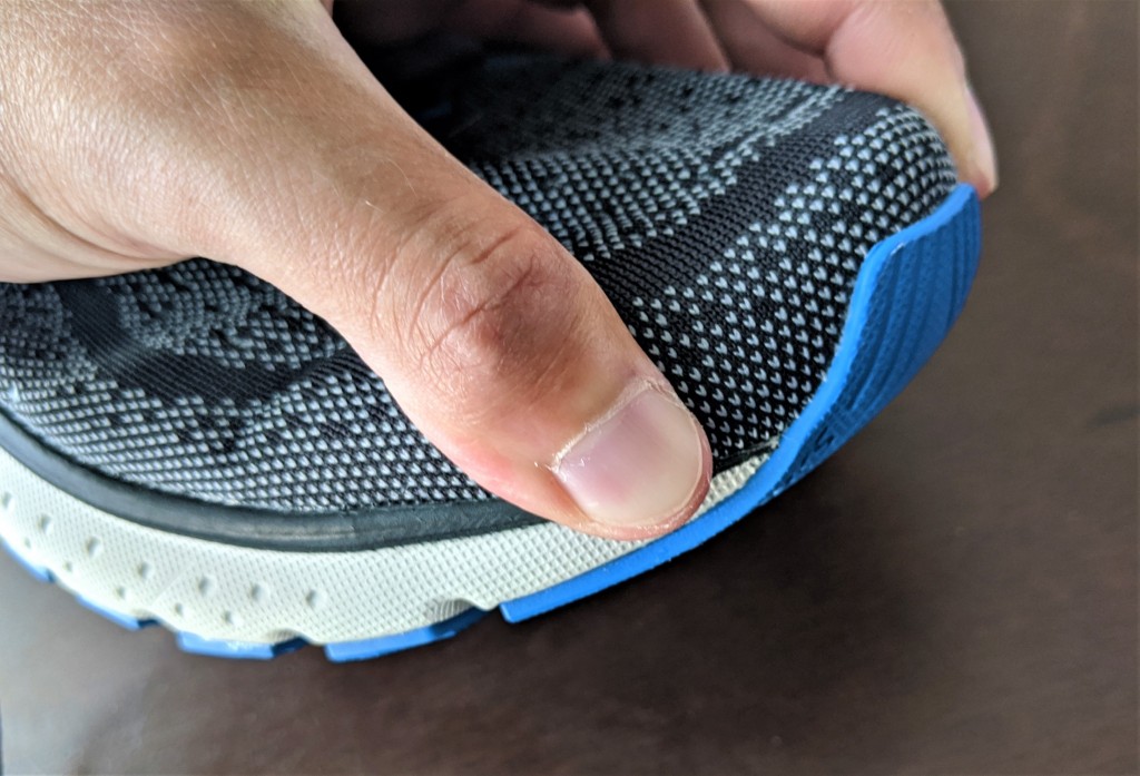 Revisión de las zapatillas para correr Brooks Glycerin 18 para hombre: la parte delantera del zapato tiene un inserto rĆgido para proteger los dedos de los pies y...