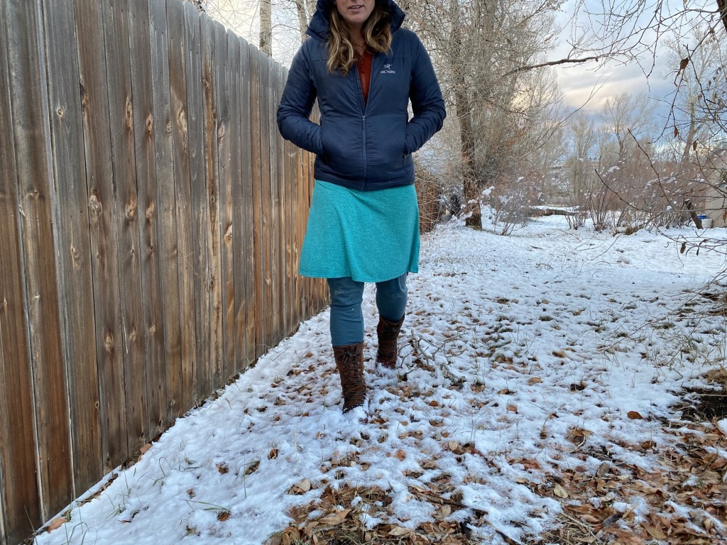 Revisión de botas de invierno kamik ariel para mujer: para paseos informales, pasear por la ciudad o desplazarse al trabajo, este valor alto...