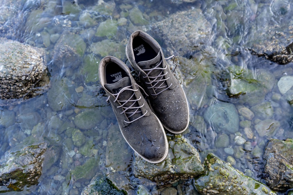 Revisión de las botas de lluvia Sorel Madson II Chukka: las botas Sorel Madson II Chukka se balancean suavemente en Puget Sound.