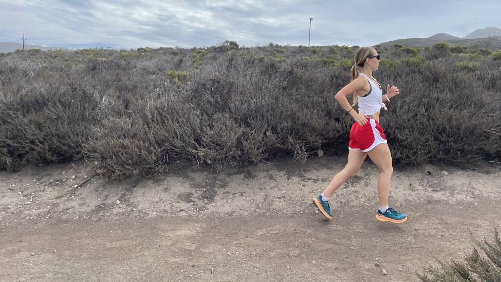 Revisión de las zapatillas de trail running Hoka tecton x trail para mujer: la tecton x es ahora nuestra zapatilla de carreras de trail preferida. aunque no nuestro...