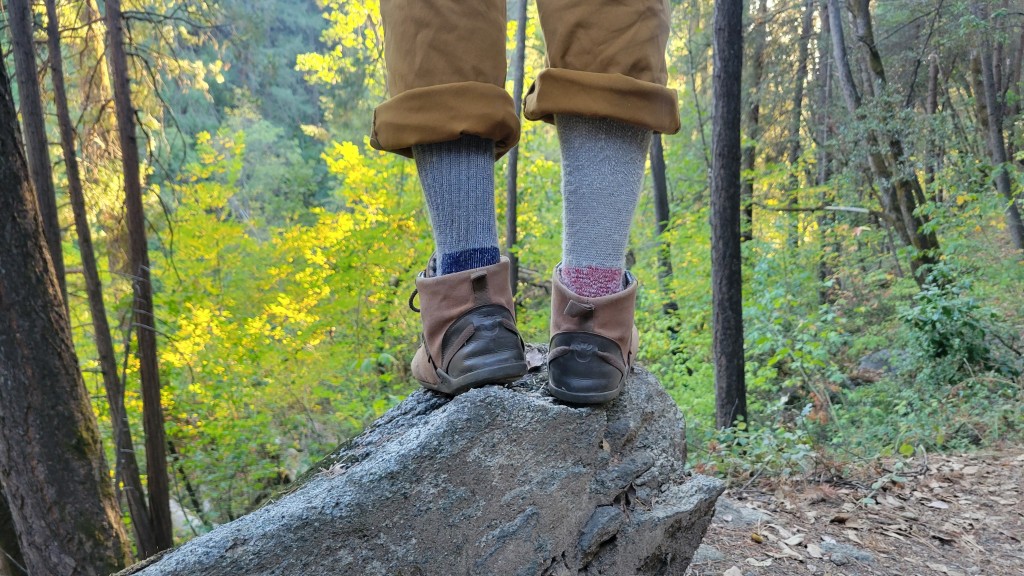Revisión de los calcetines de senderismo Smartwool Classic Mountaineer con máxima amortiguación: caminamos para comparar nuestros dos calcetines más gruesos uno al lado del otro. Estoy ahí...