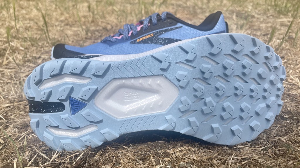 Revisión de las zapatillas de trail running Brooks Catamount 2 para mujer: las Catamount no ofrecen lo mÔximo en términos de sensibilidad, pero...