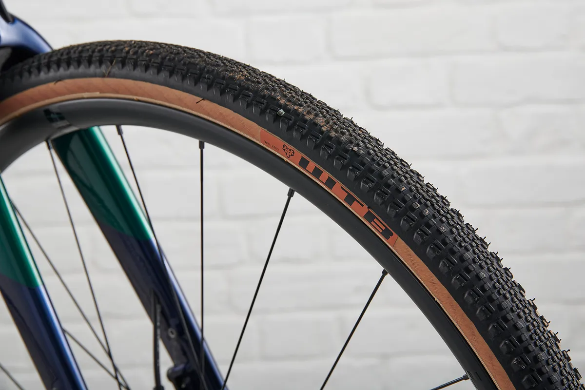 Cannondale Topstone Carbon Ultegra RX NeumƔtico WTB Riddler sobre ruedas Hollowgram