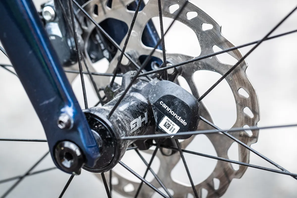 Cannondale Topstone Carbon Ultegra RX Rotor de 160 mm en la bicicleta de gravel Cannondale Topstone Carbon Ultegra RX