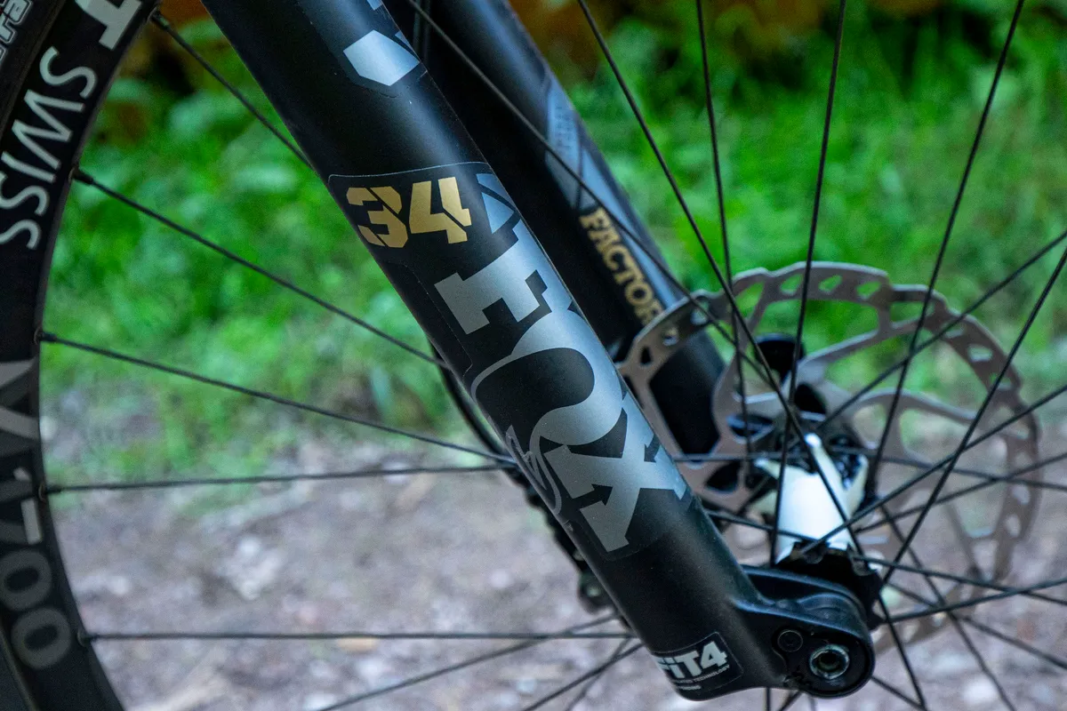 Yeti SB115 34 patas Yeti SB115 34 patas