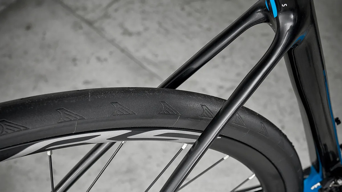 Cervelo C2 105 03 Ruedas de disco RS170 de Shimano