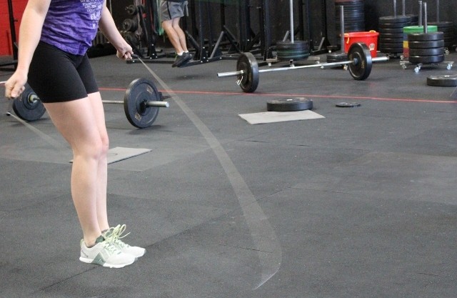 Reebok Sprint 2.0 para revisión de zapatos de mujer para crossfit: este zapato es ideal para entrenamientos que combinan carrera y ejercicios pliométricos...