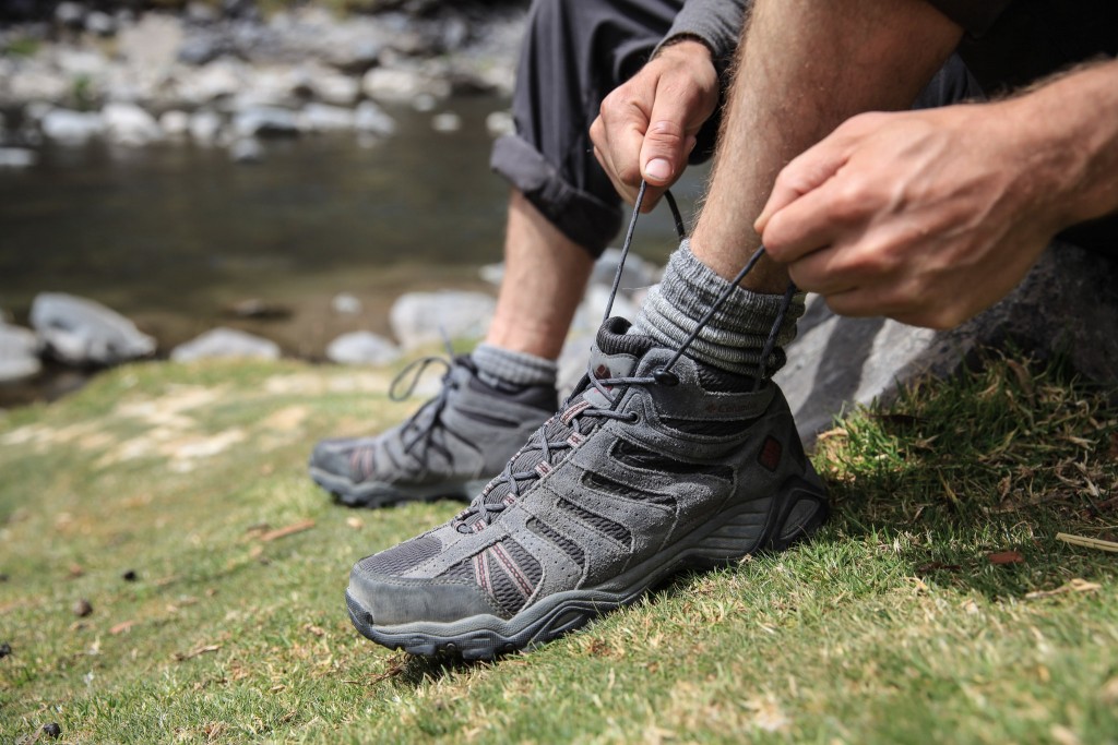 Revisión de las botas de montaƱa Columbia North Plains II para hombre: atarse las Columbia se parecĆa mucho a atarse la mayorĆa de las zapatillas de tenis. Ć©l...