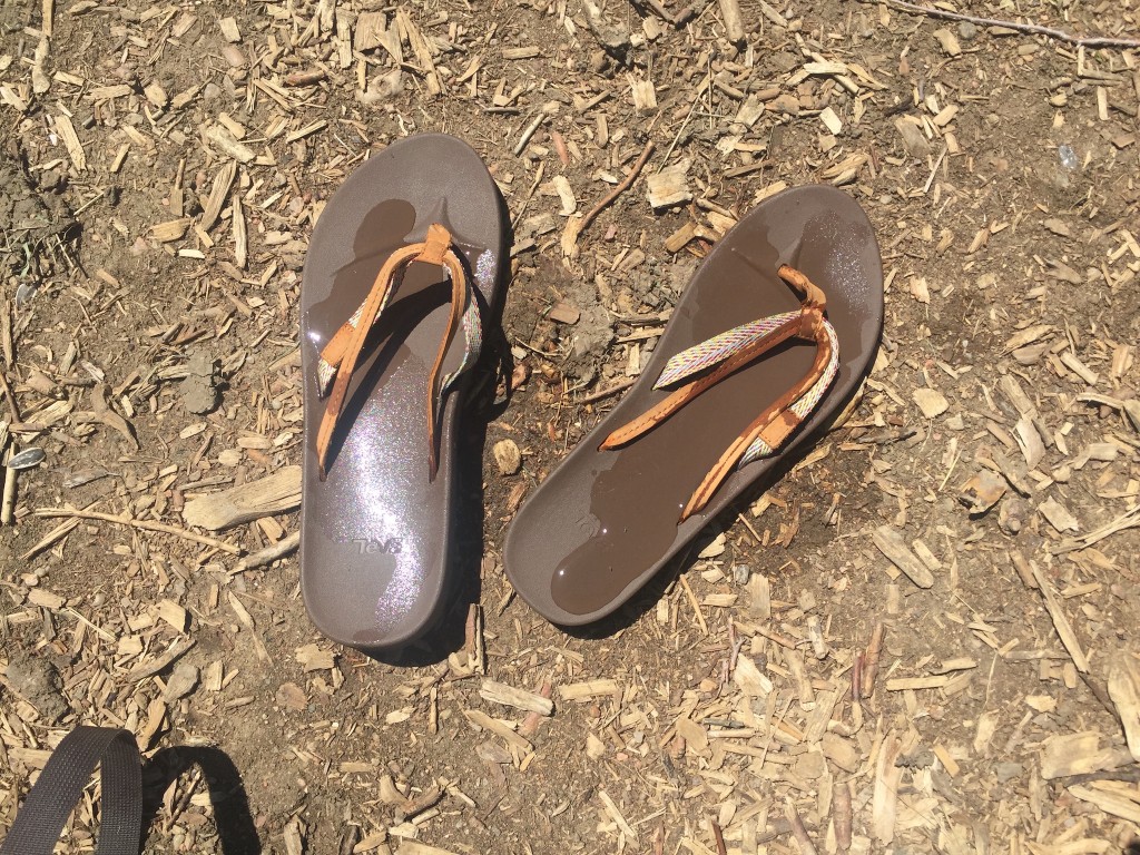 Revisión de las chanclas teva azure de 2 correas para mujer - una vez mÔs, las chanclas azure de 2 correas nos brindaron una experiencia un poco bipolar -...