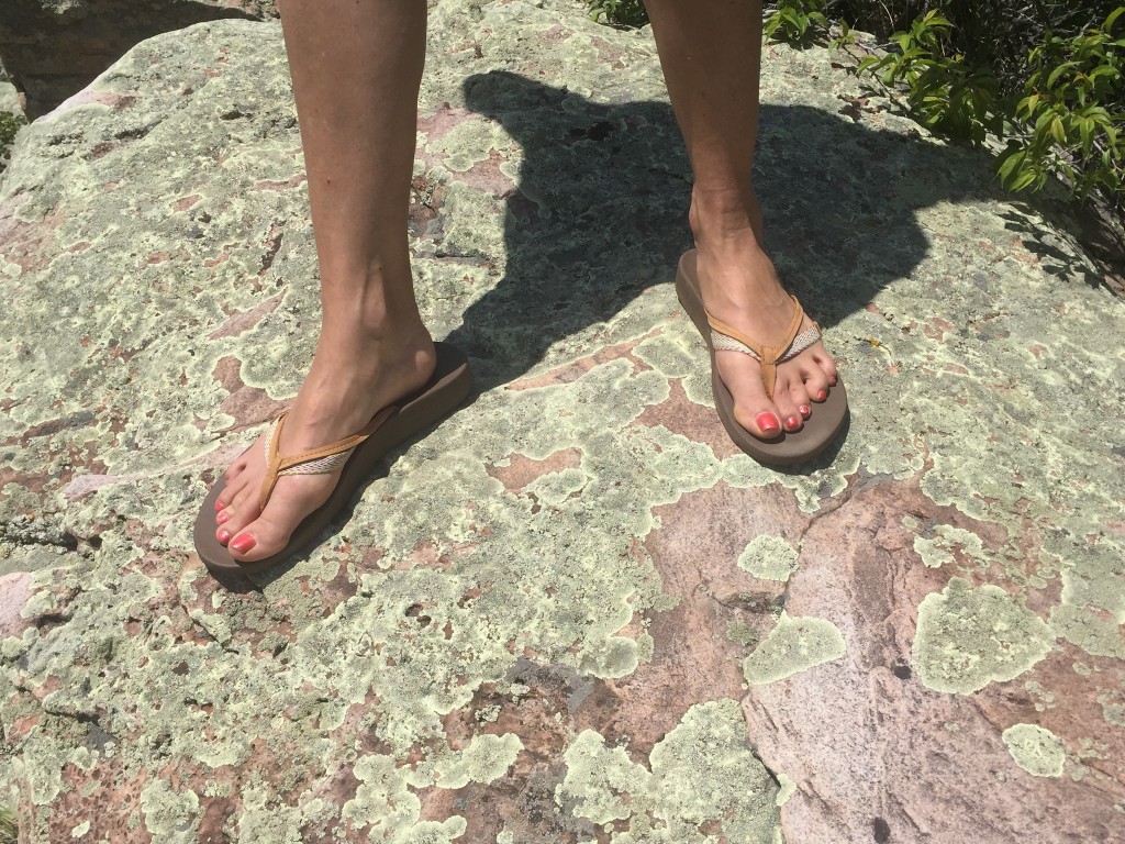 Revisión de las chanclas teva azure de 2 correas para mujer: nuestros evaluadores estaban bastante divididos con respecto al estilo de estas chanclas, pero...