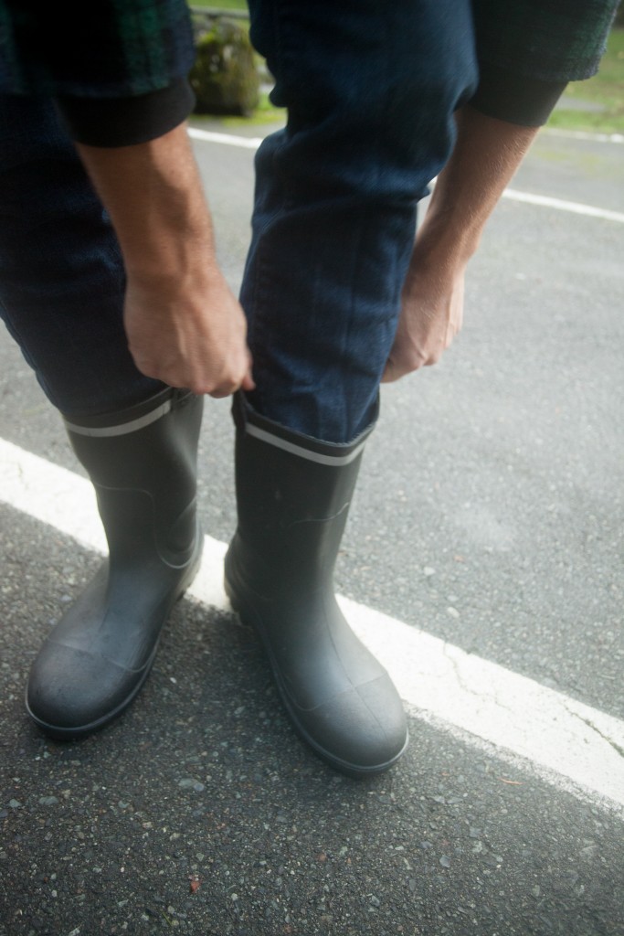 Revisión de botas de lluvia con suela de goma impermeables rk: nos preocupaba que las lengüetas pudieran romperse, por lo que no las usÔbamos con frecuencia...