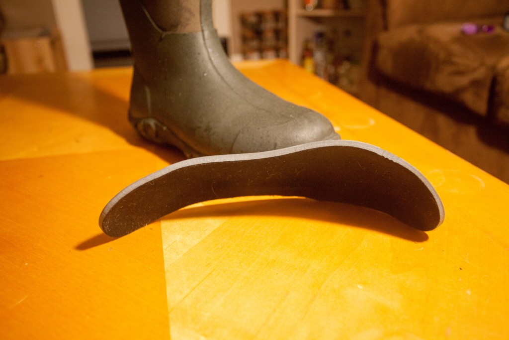 Revisión original de las botas de lluvia Edgewater II de Muck Boot Company: estas plantillas encajan justo en el medio en términos de amortiguación, pero como...