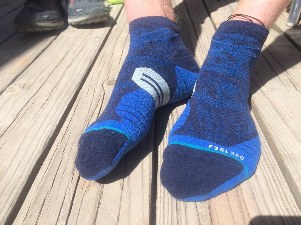 Revisión de los calcetines para correr stance appalachian qtr: Ā”estos calcetines quedan increĆbles! visible en esta foto es la banda de...