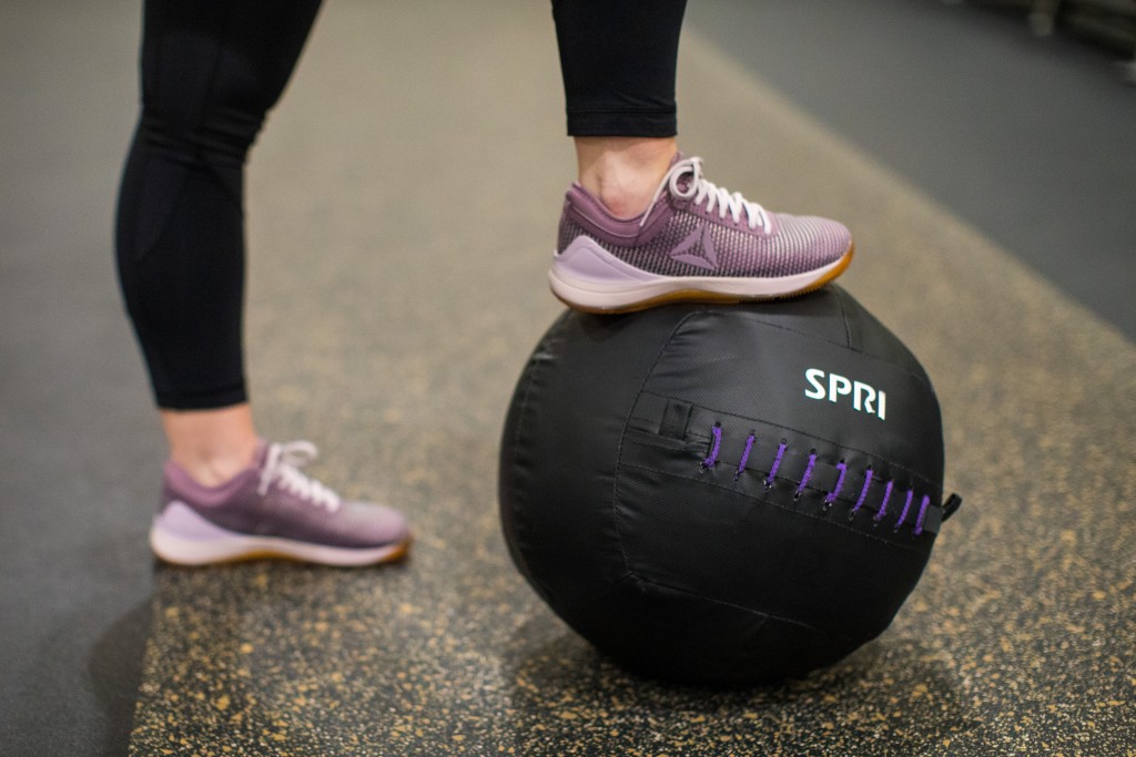 Revisión de zapatos reebok nano 8.0 flexweave para mujer para crossfit: nos gustaron estos para levantamiento de pesas, pero tenĆan algo de comodidad y soporte...