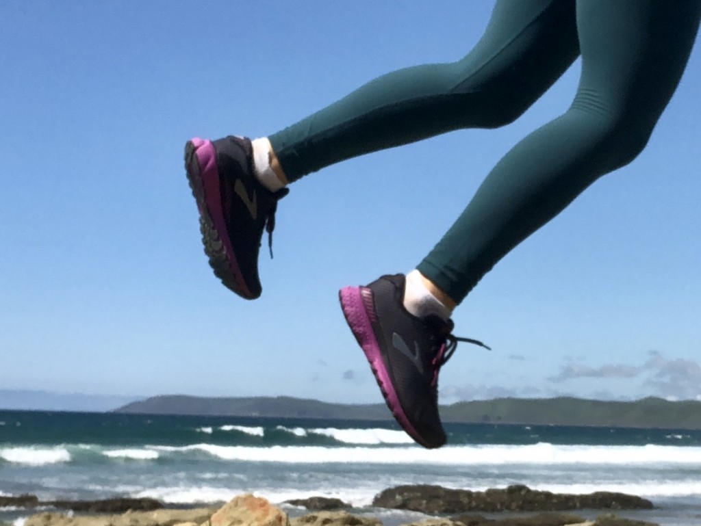 Revisión de zapatillas para correr Brooks Adrenaline GTS 20 para mujer: podrĆamos ir a la playa todos los dĆas con estas responsivas y...