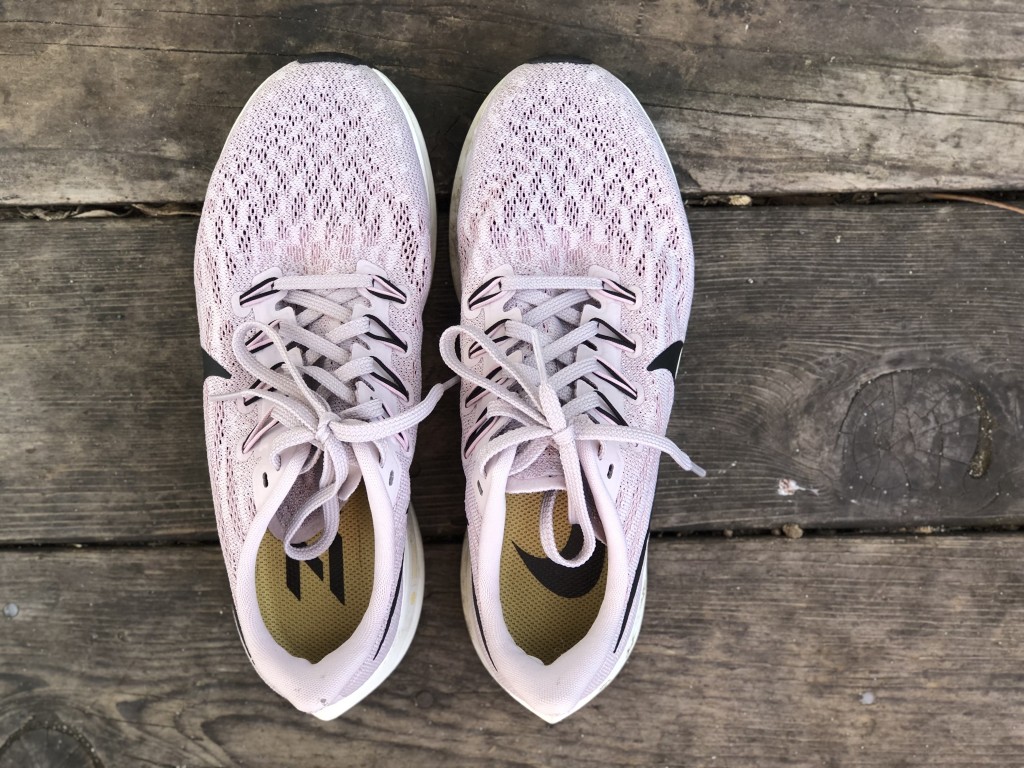 Revisión de zapatillas para correr Nike Air Zoom Pegasus 36 para mujer: la lengüeta no tiene amortiguación, lo que reduce la comodidad superior...
