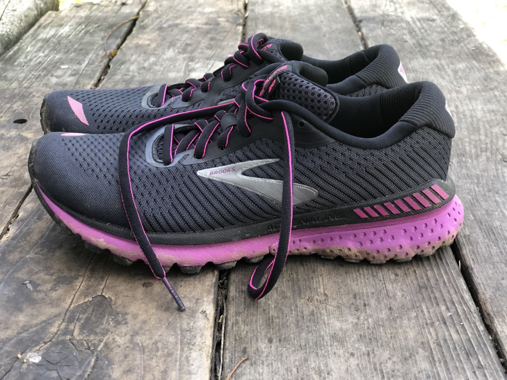 Revisión de zapatillas para correr Brooks Adrenaline GTS 20 para mujer: 100% vale cada centavo.