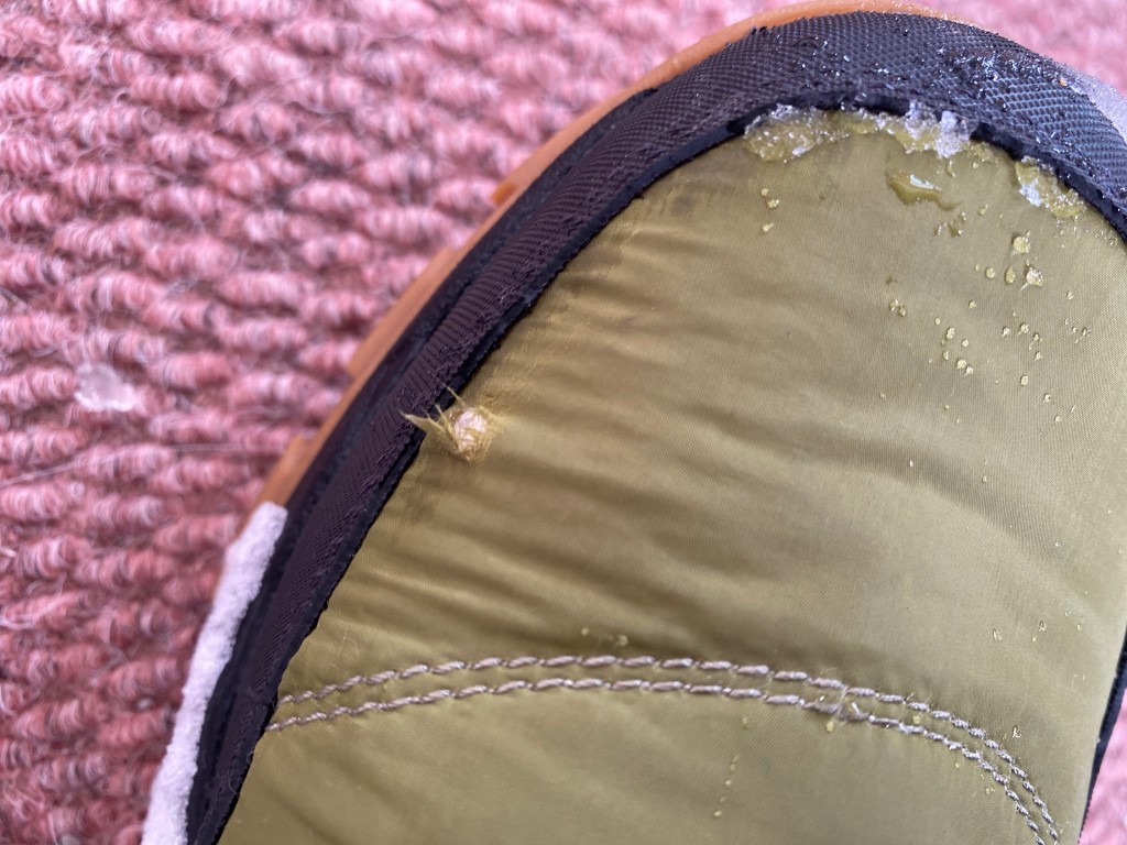 Revisión de las botas de invierno deportivas originales Muck Boot Company Arctic Ice Nomadic para mujer; desafortunadamente, la parte superior se puede romper. Asegúrate de tener cuidado si compras...