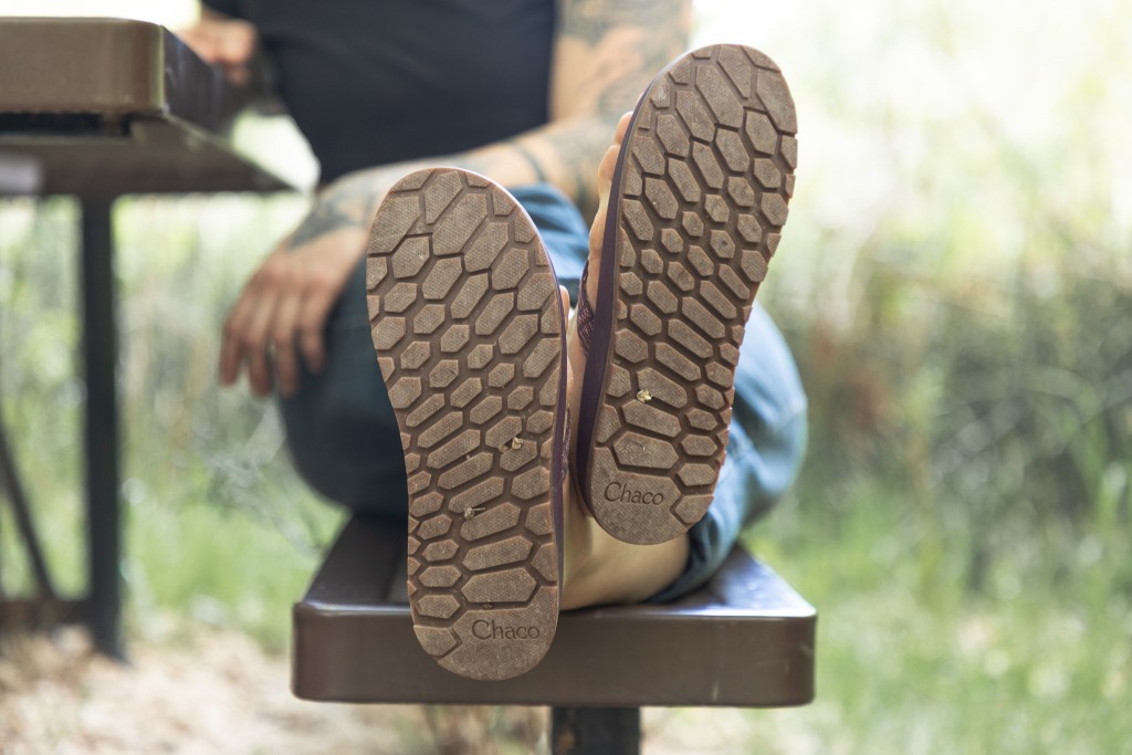 Revisión de chanclas Chaco Lowdown para mujer: la tracción de la suela exterior es para morirse.