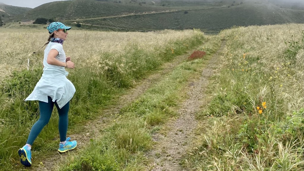 Revisión de zapatillas de trail running hoka tecton x 2 para mujer: la tecton es una zapatilla de trail running estable. su estabilidad, combinada...