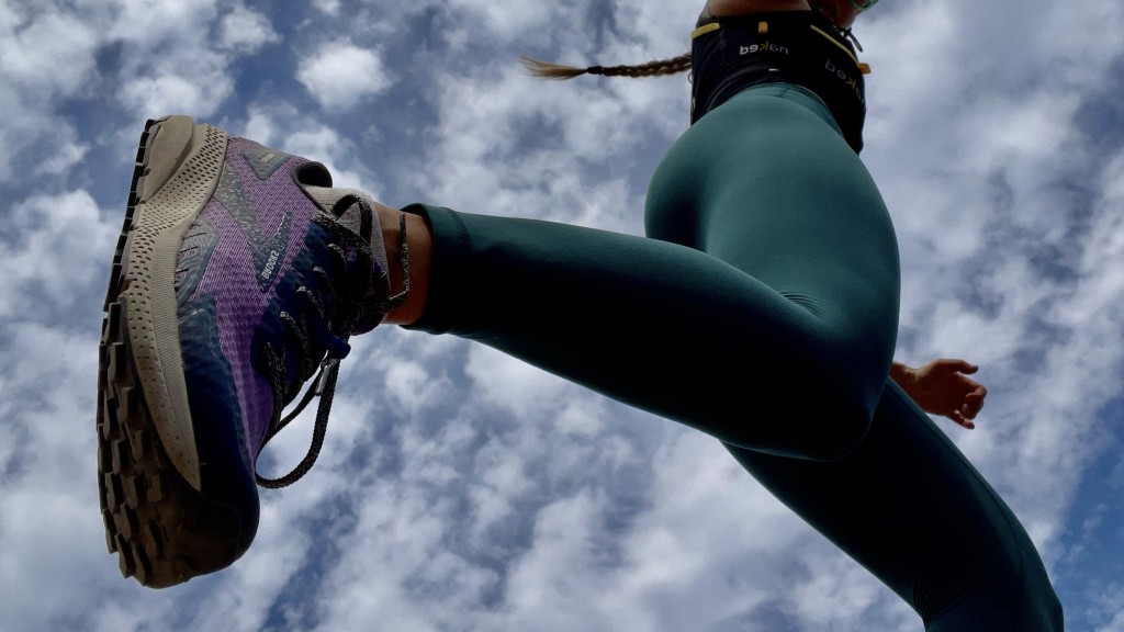 Revisión de las zapatillas de trail running Brooks Divide 4 para mujer: puede que las Divide no sean las zapatillas mÔs ligeras de nuestra gama, pero...