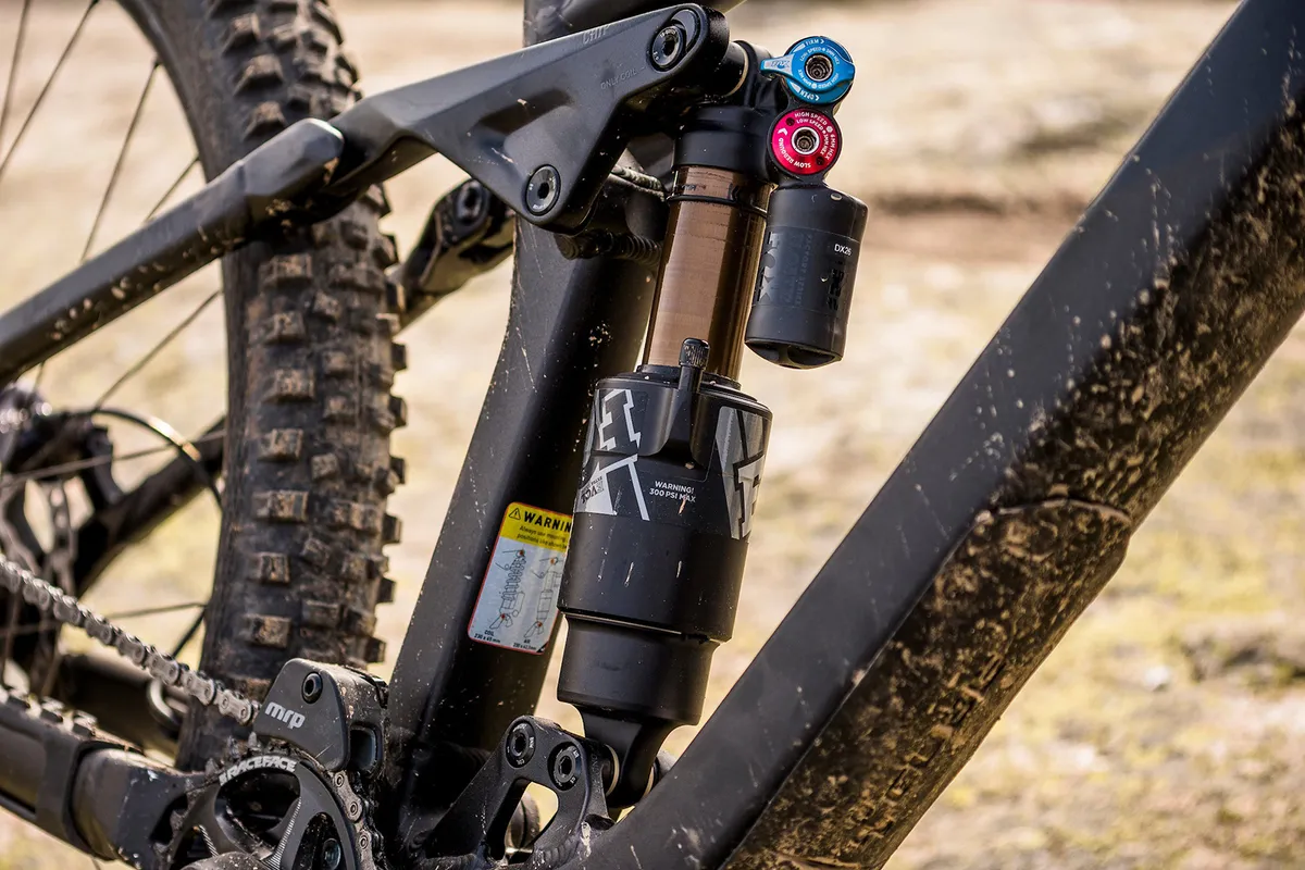 Amortiguador trasero Fox Factory Float X2 en Cube Stereo 170 SL 29